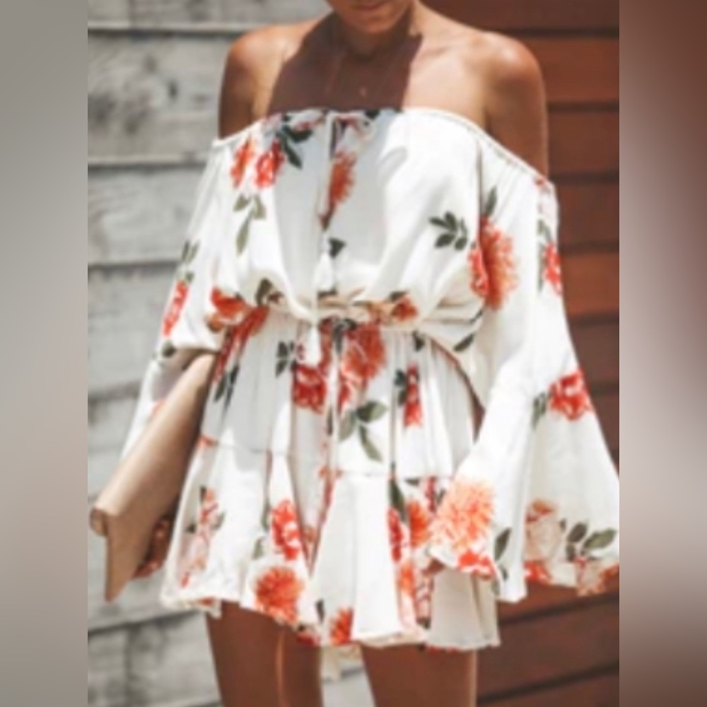 Vici Off The Market Floral Romper - Small